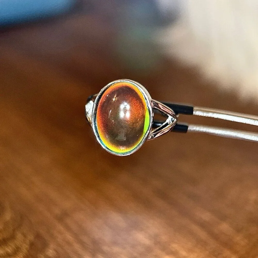 Oval Shaped Color Changing Ring‎